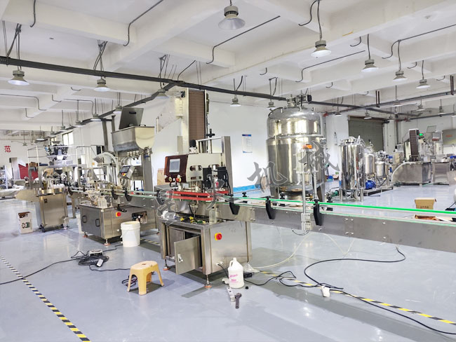 江苏全自动四轮旋盖机实拍展示